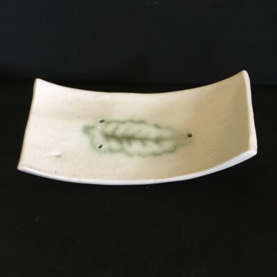"sushi-feuille" charme en porcelaine