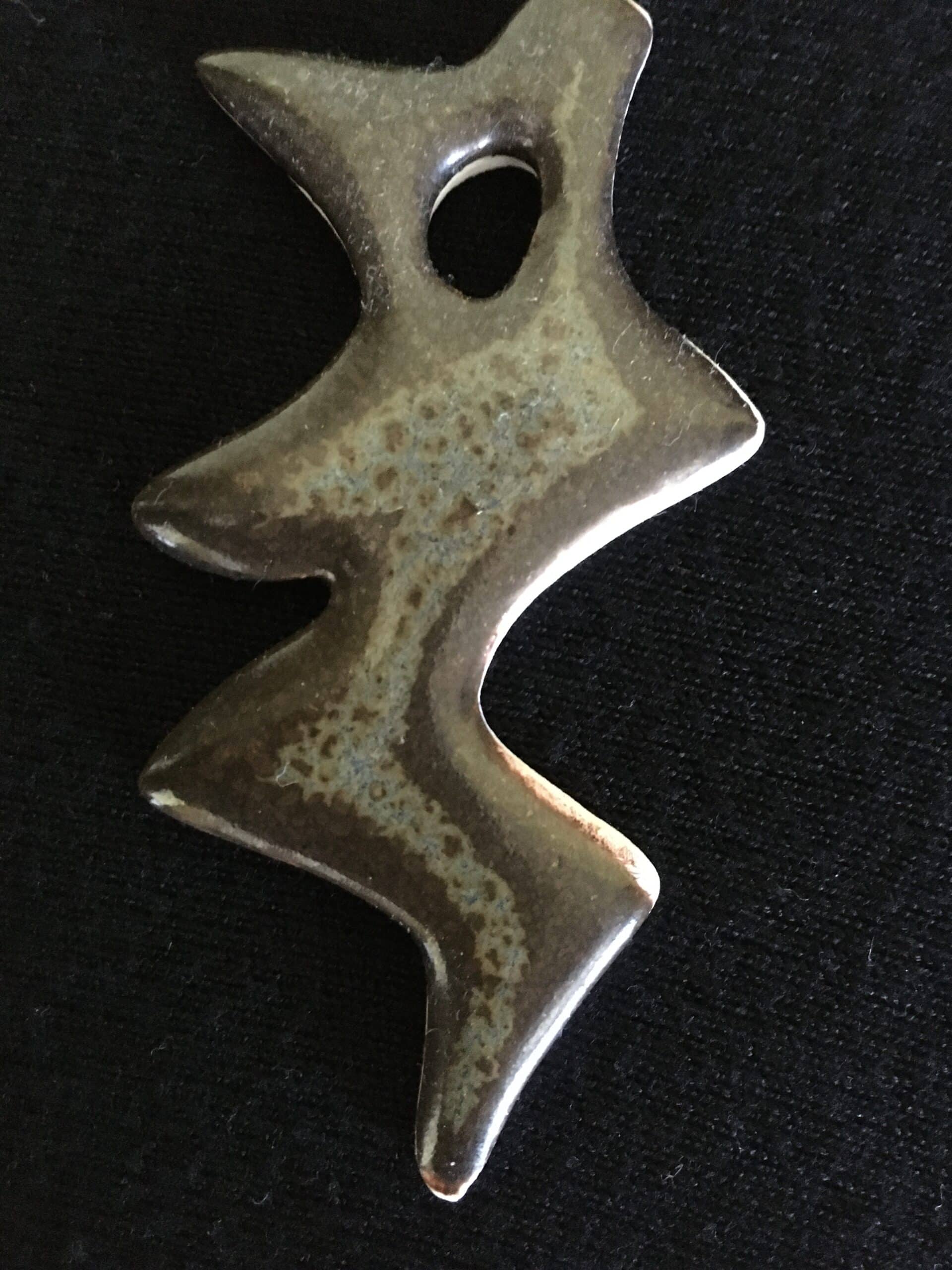 pendentif "éclair" porcelaine en fourrure